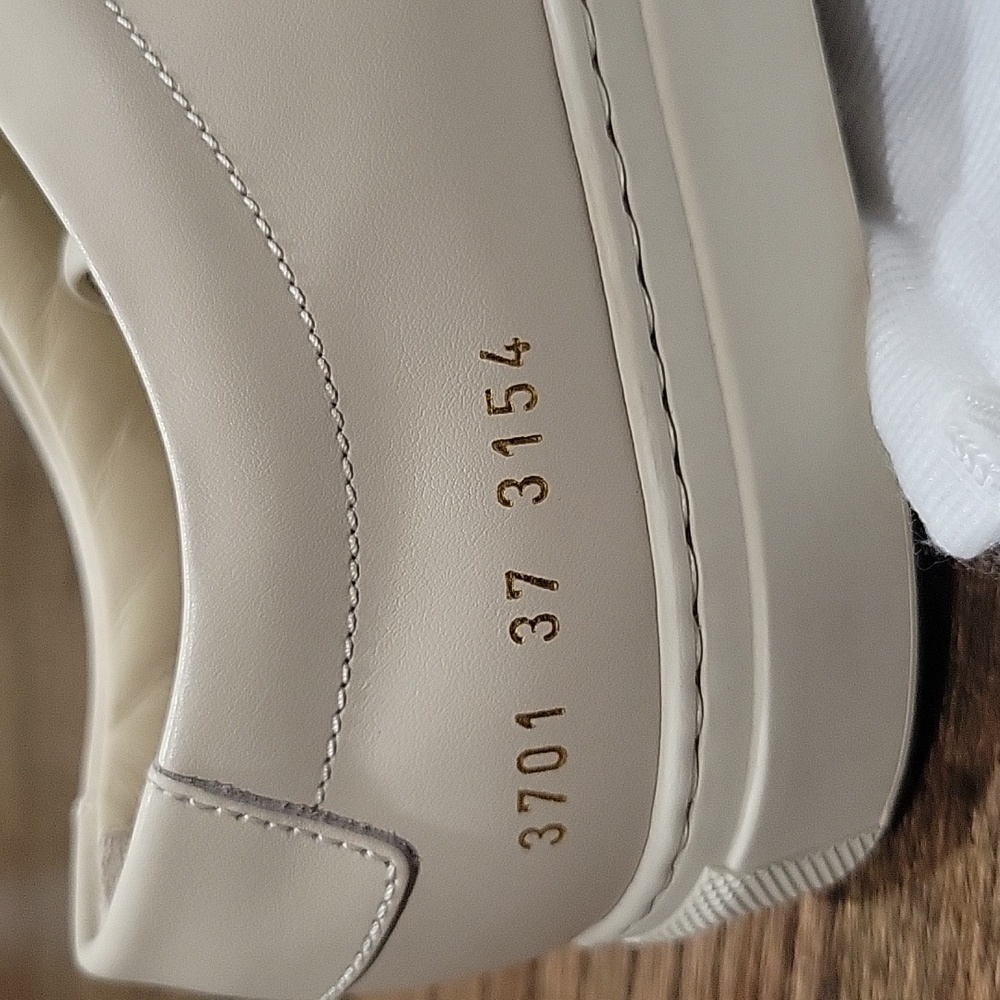 Common Projects Low Top Leather Sneakers -Achilles - Picture 3 of 12